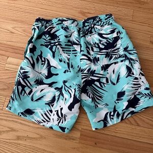 Calvin Klein Men's UV Protected Quick Dry Patterned Swim Trunk